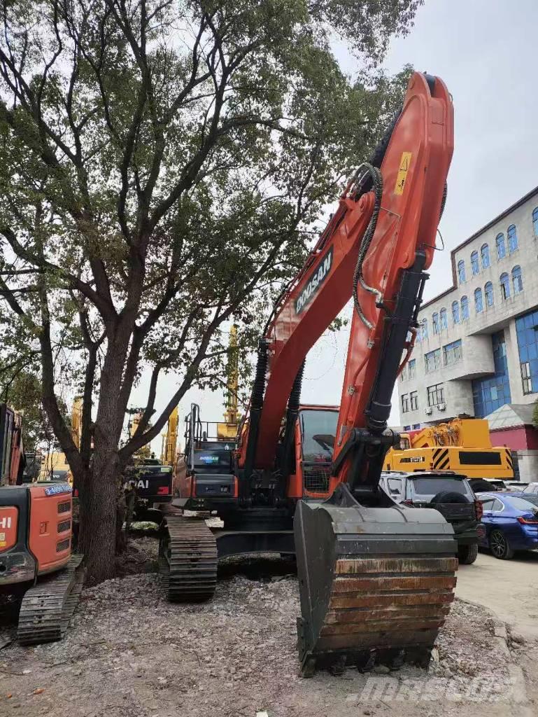 Doosan DX300LC-9c Excavadoras sobre orugas