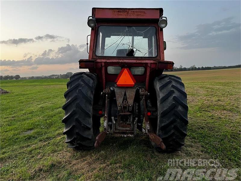 Massey Ferguson 1135 Tractores