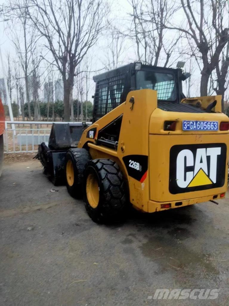 CAT 226 B Minicargadoras