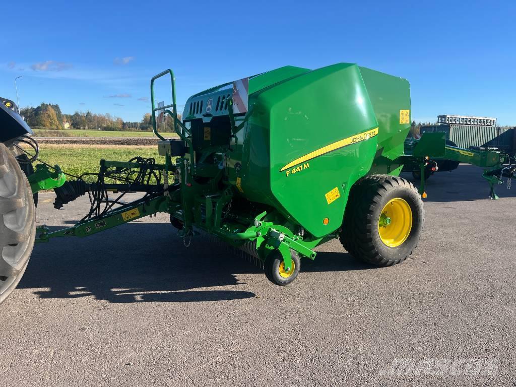 John Deere F441M Empacadoras circular