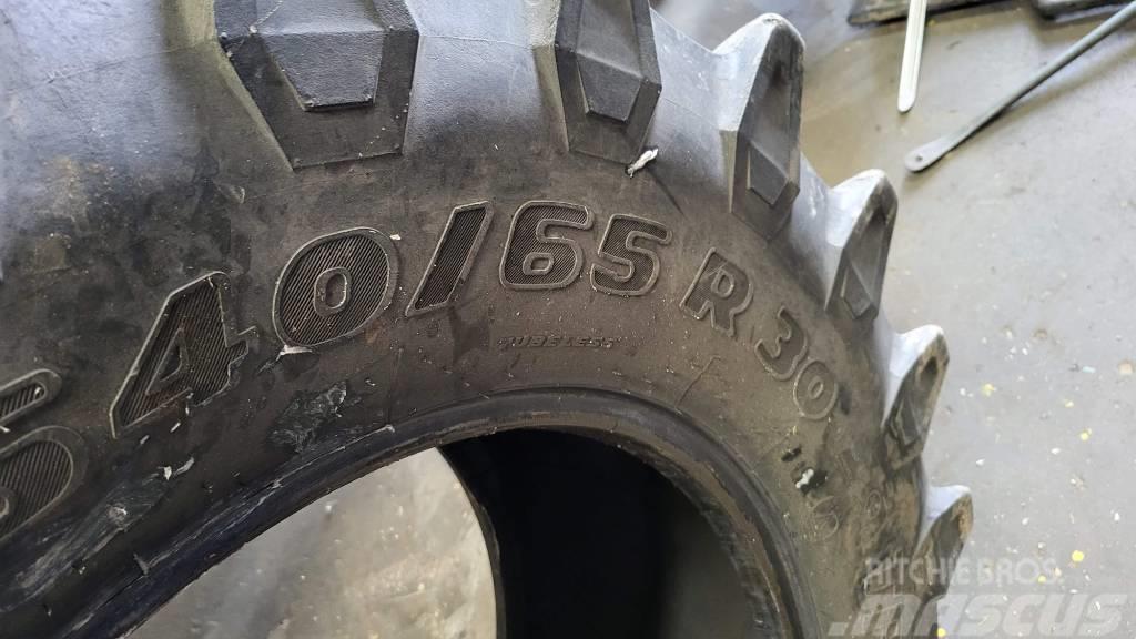 Trelleborg 540/65R30 Ruedas