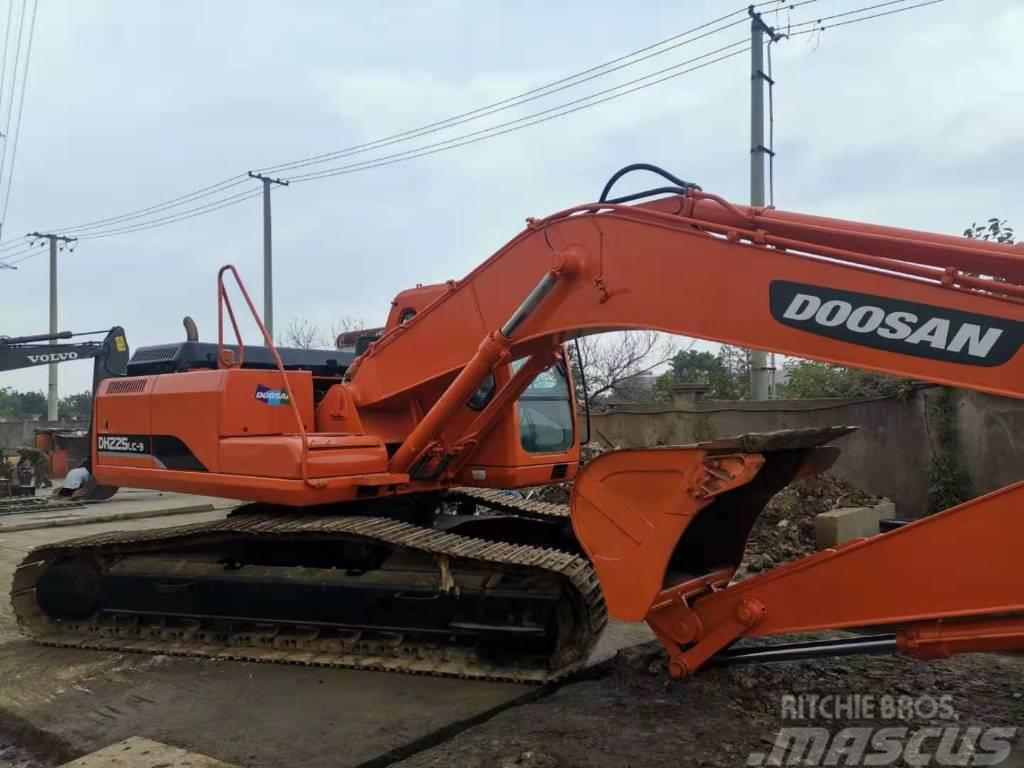 Doosan DH225LC-9 Excavadoras sobre orugas