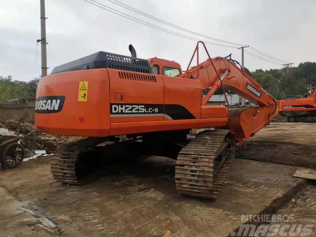 Doosan DH225LC-9 Excavadoras sobre orugas