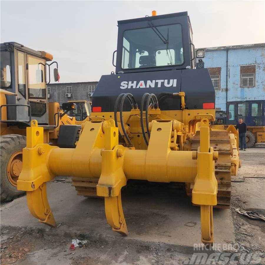 Shantui SD22 Buldozer sobre oruga