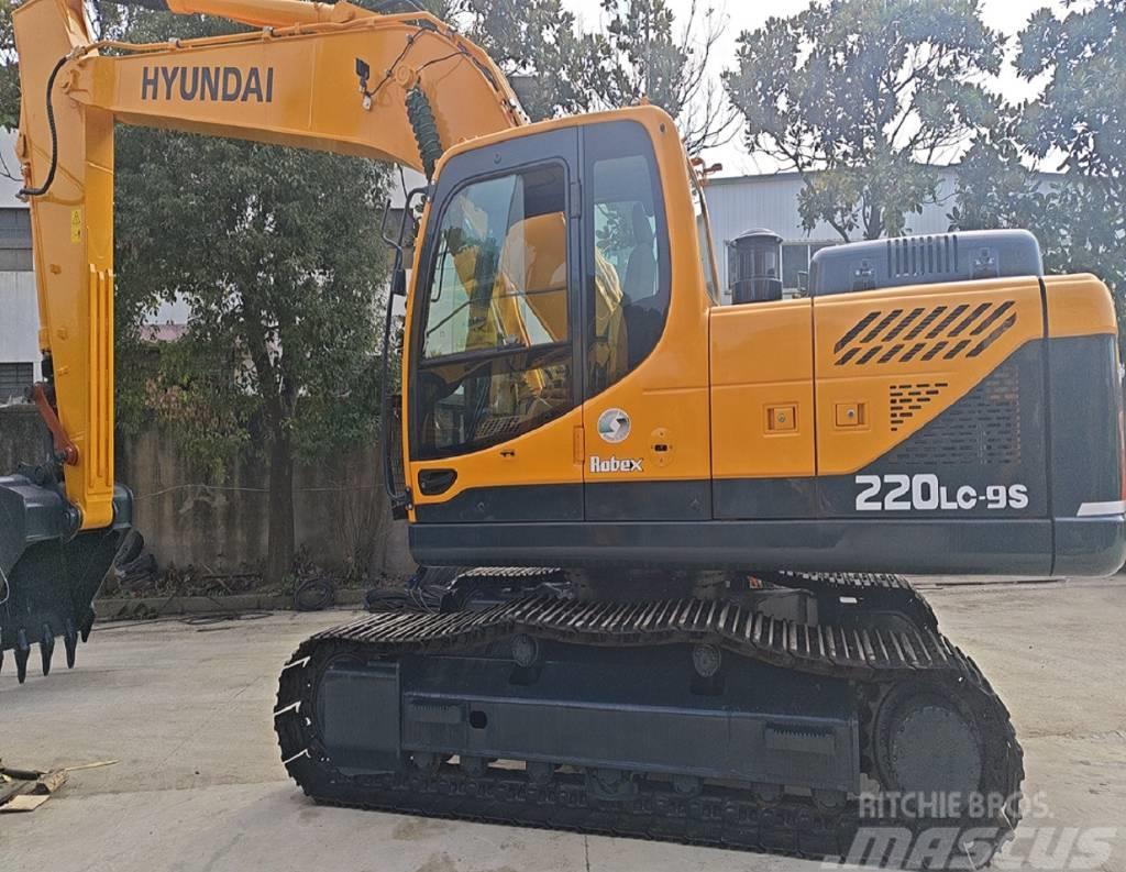 Hyundai R220LC-9S Excavadoras de ruedas