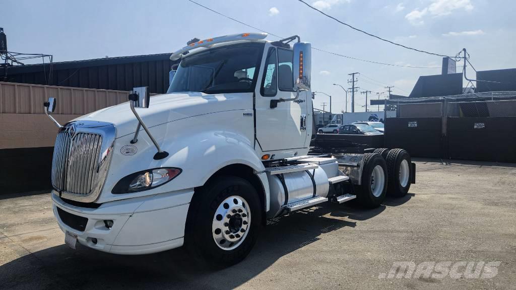 International ProStar Camiones tractor