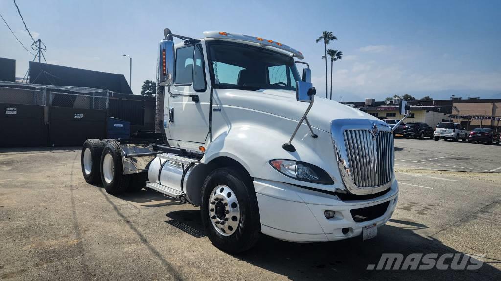 International ProStar Camiones tractor