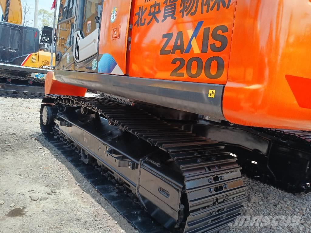 Hitachi ZX 200 Excavadoras sobre orugas