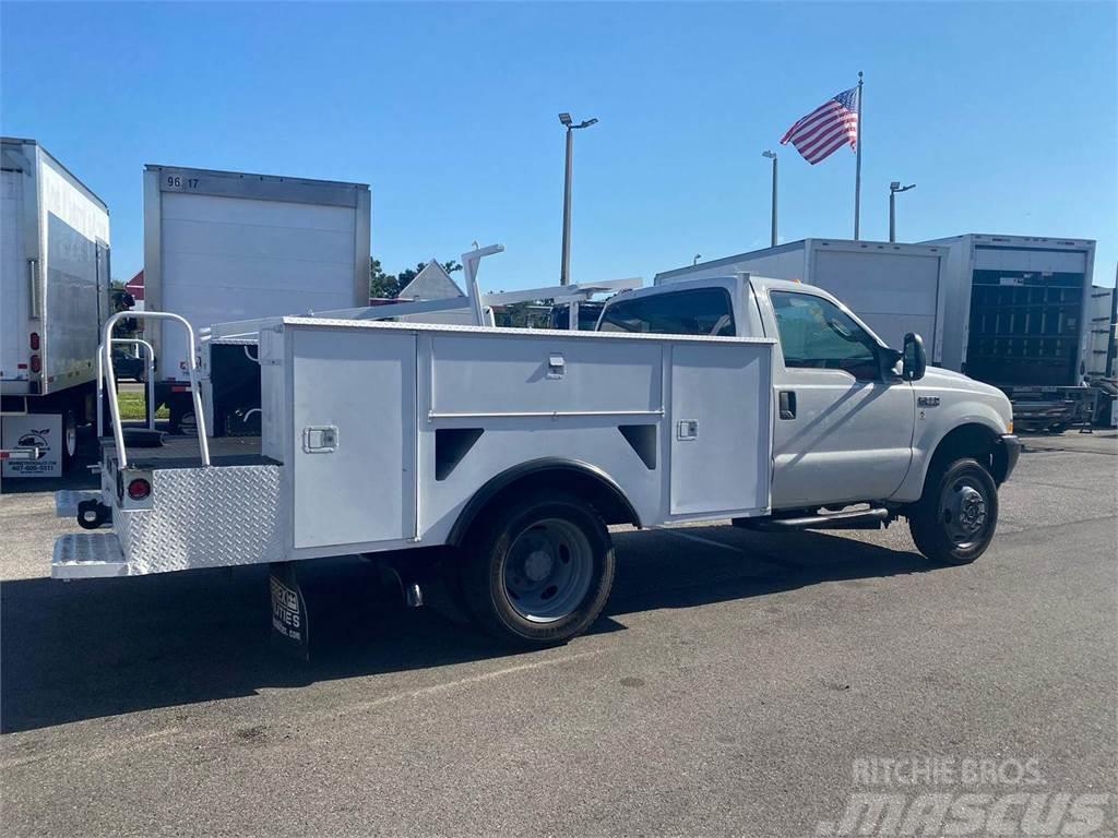 Ford F-550 Vehículos municipales multiusos