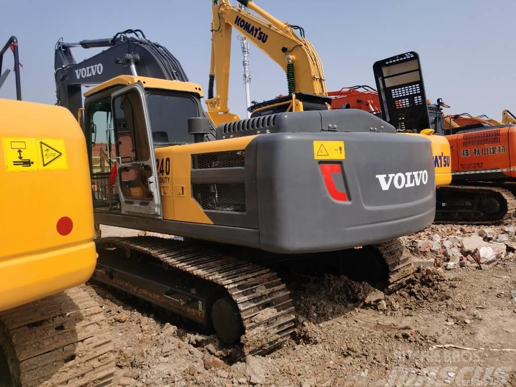 Volvo EC 240 Excavadoras sobre orugas