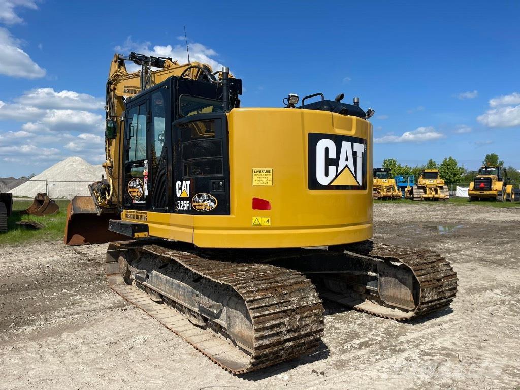 CAT 325 F Excavadoras sobre orugas