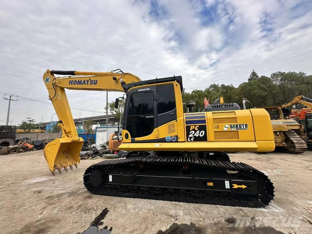 Komatsu PC 240 Excavadoras sobre orugas