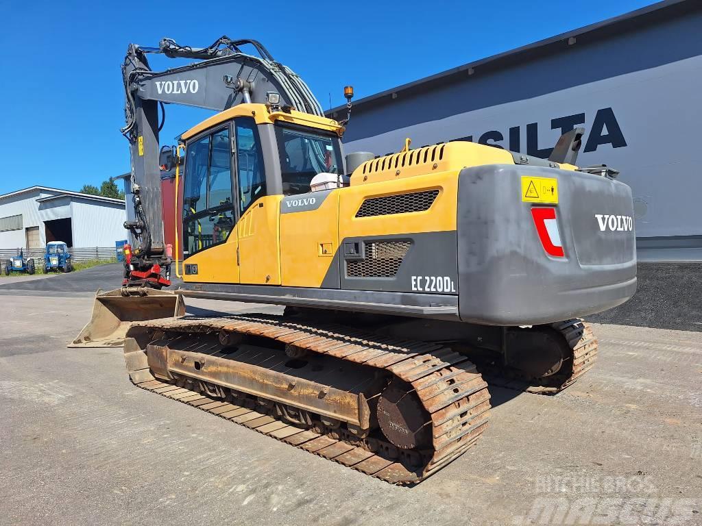 Volvo EC220DL PYÖRITTÄJÄLLÄ Excavadoras sobre orugas