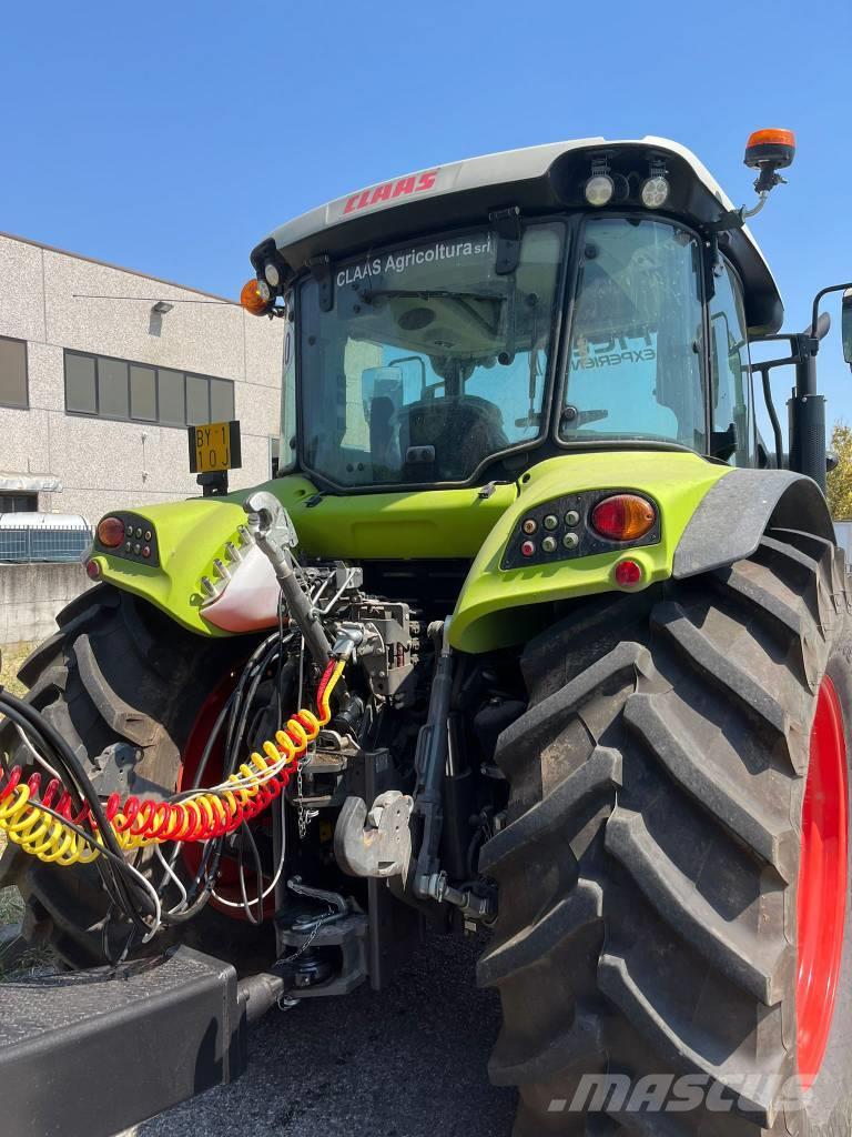 CLAAS Arion 470 Tractores