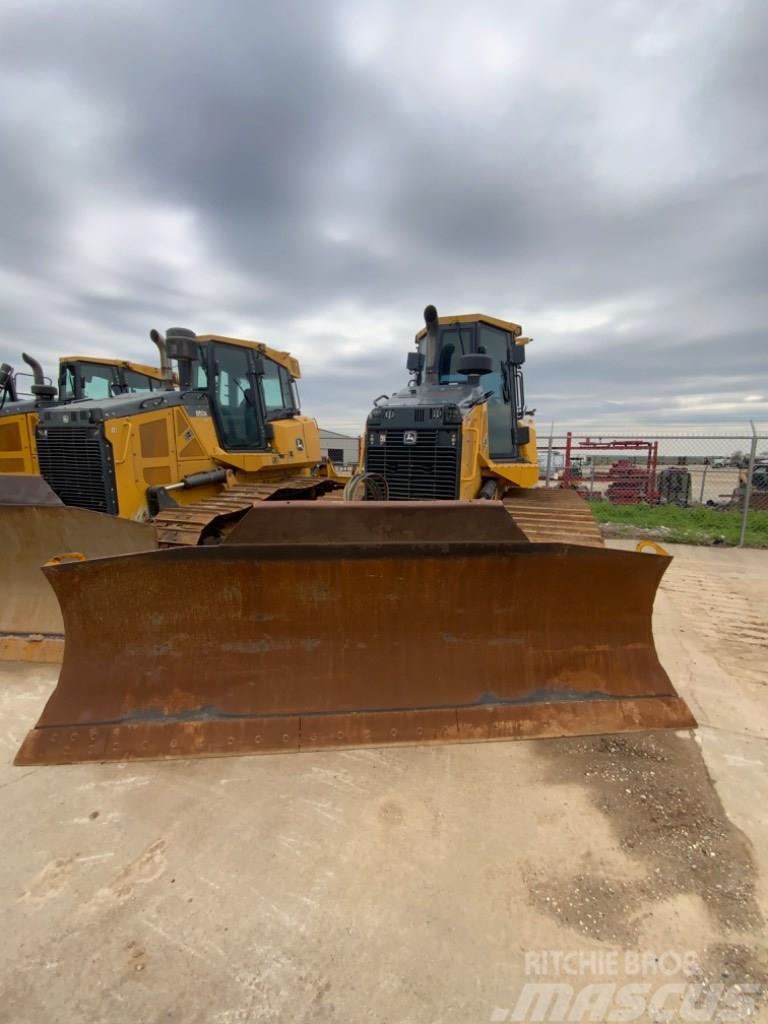 DEERE 750K Buldozer sobre oruga