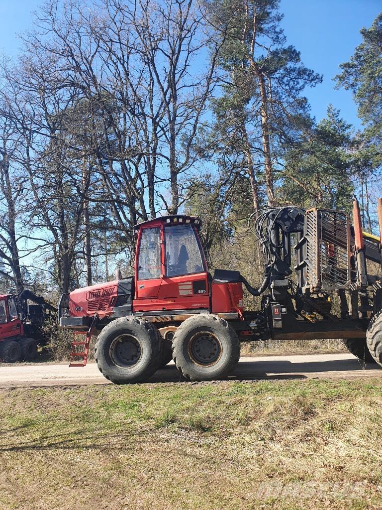 Komatsu 895 Transportadoras