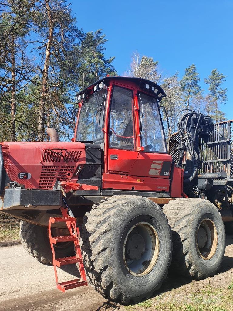 Komatsu 895 Transportadoras