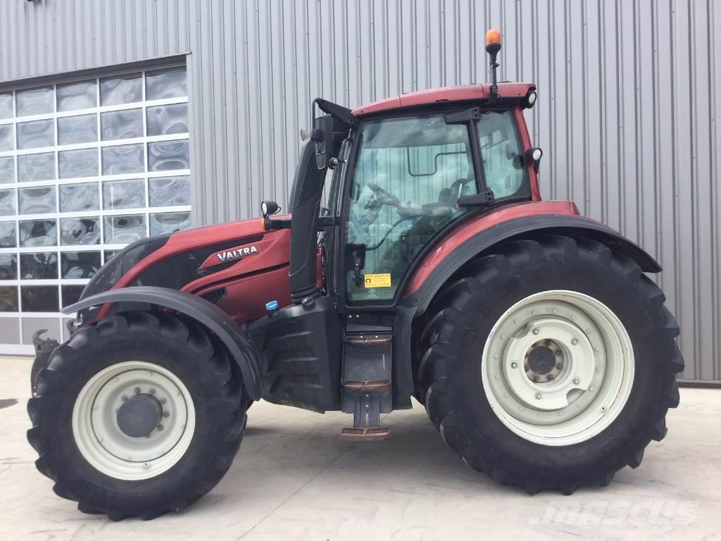 Valtra T194 Tractores