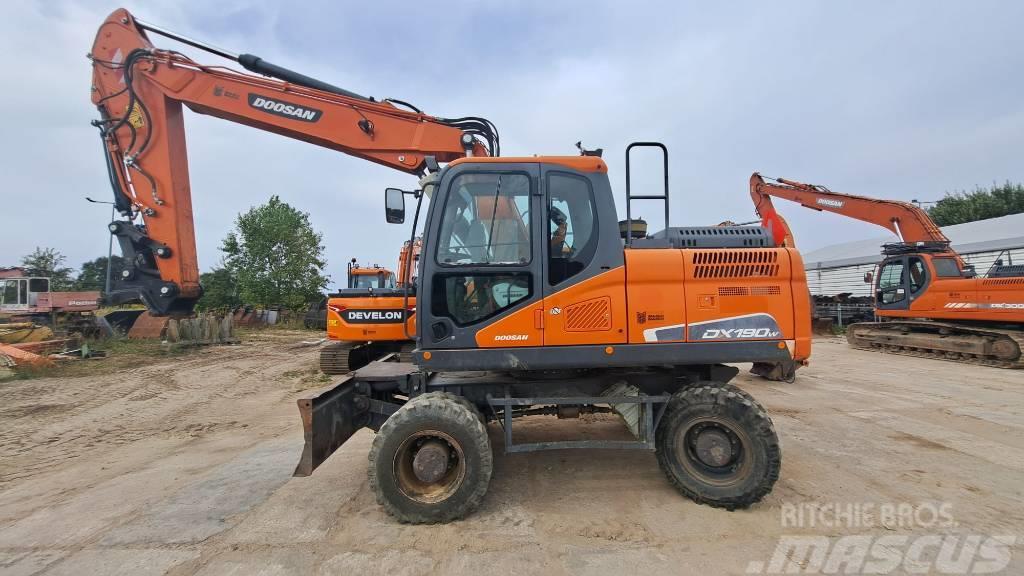 Doosan DX190W-5 Excavadoras de ruedas