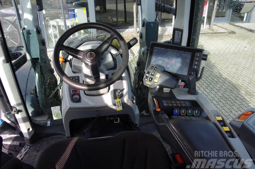 Valtra N174 Versu Tractores