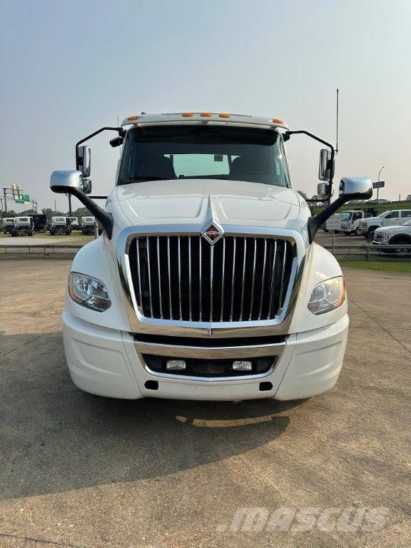 International LT Camiones tractor