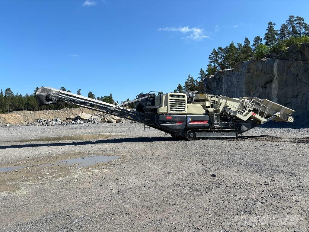 Metso LT200HPX Trituradoras móviles