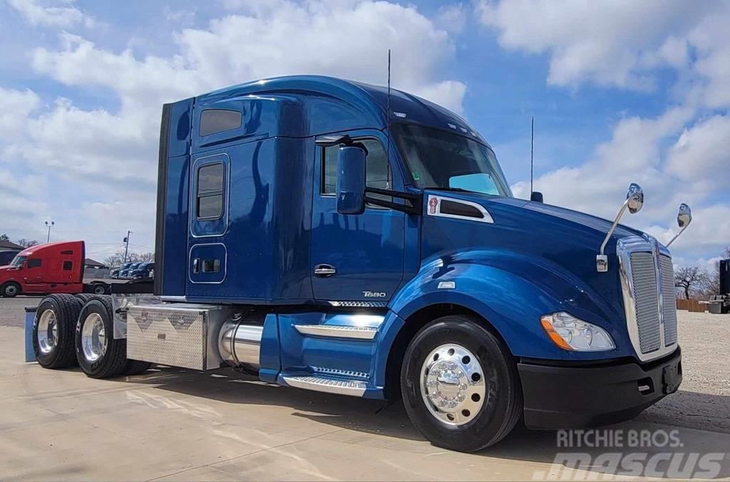 Kenworth T 680 Camiones tractor