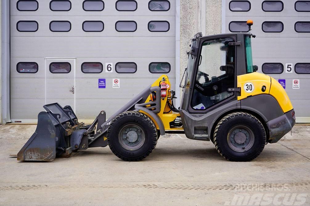 Mecalac AX850 Cargadoras sobre ruedas