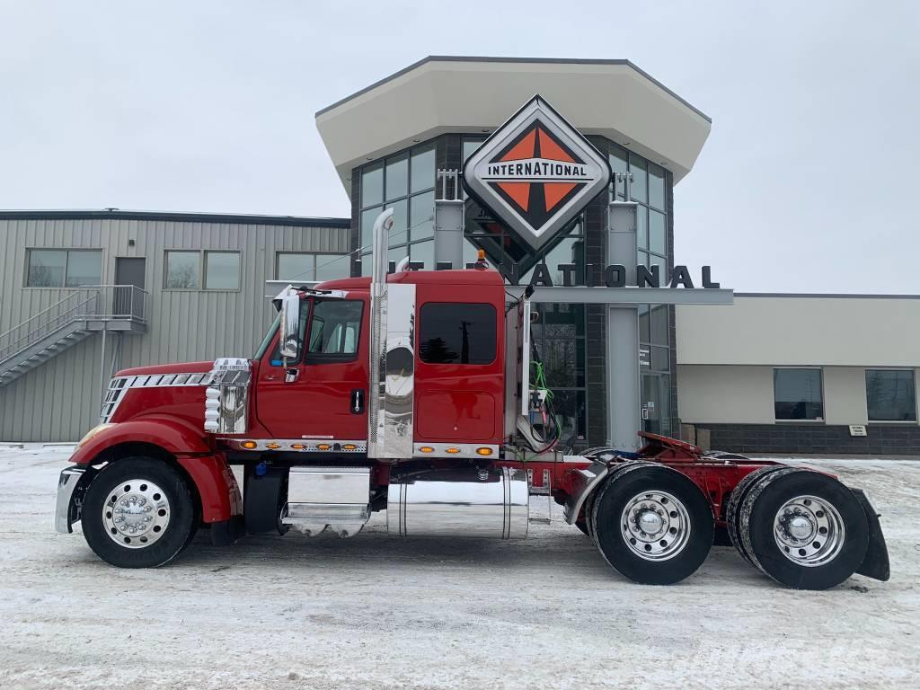 International LoneStar Camiones tractor