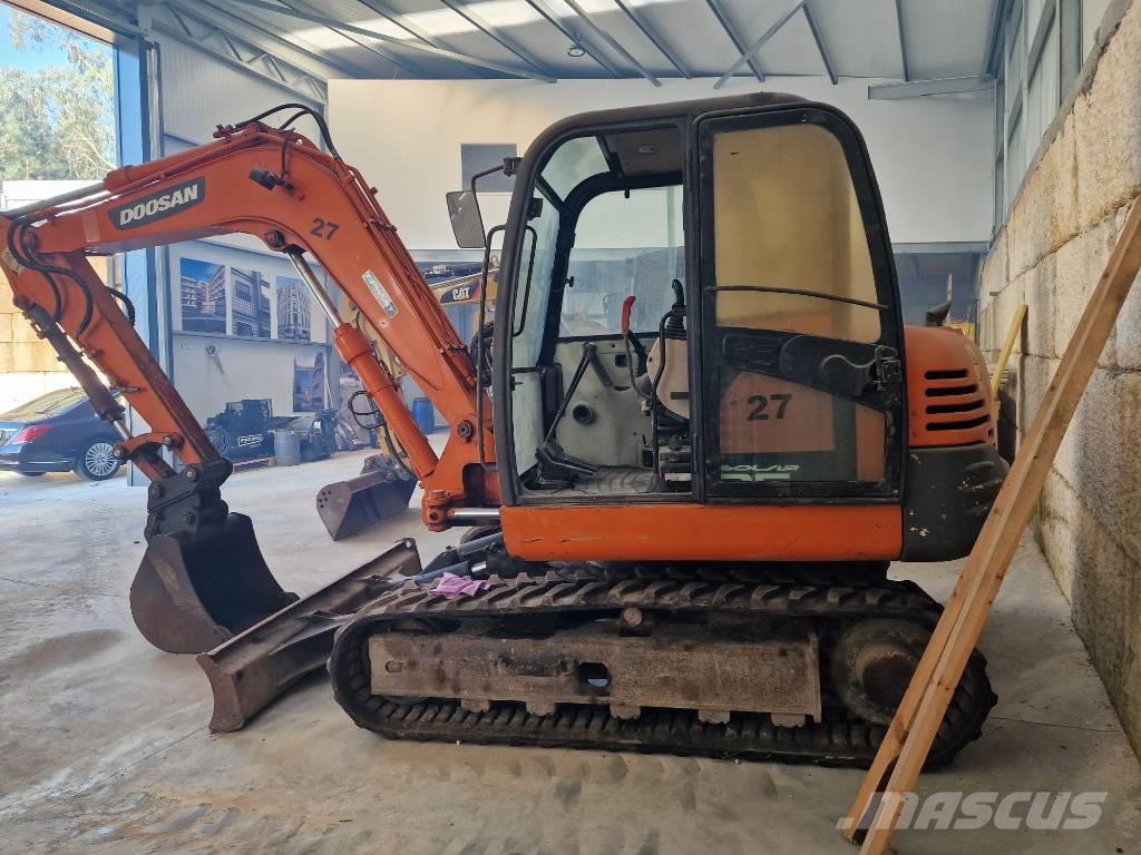 Daewoo Doosan S75 Excavadoras 7t - 12t