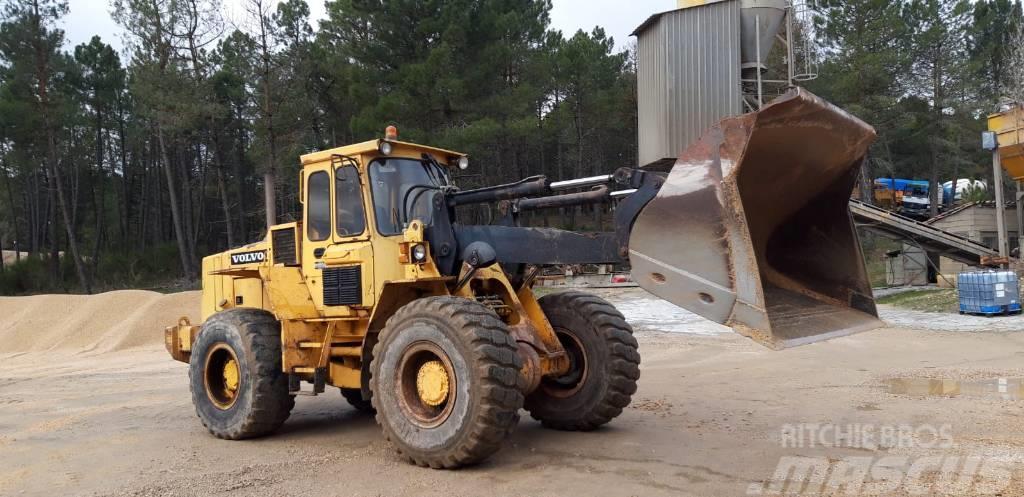 Volvo L 90 Cargadoras sobre ruedas