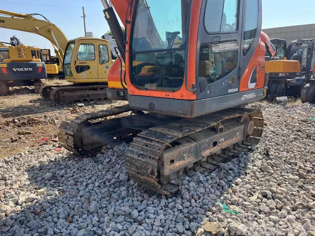 Doosan DX 80 Excavadoras 7t - 12t