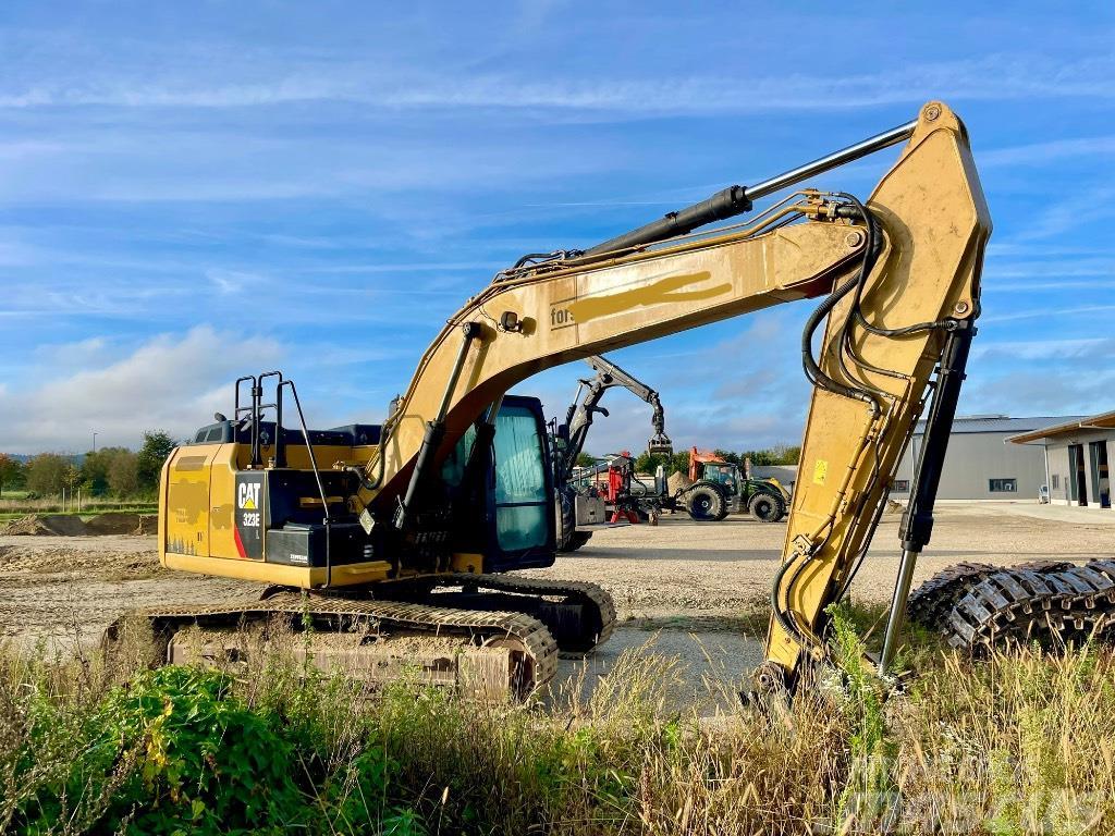 CAT 323 EL Excavadoras sobre orugas