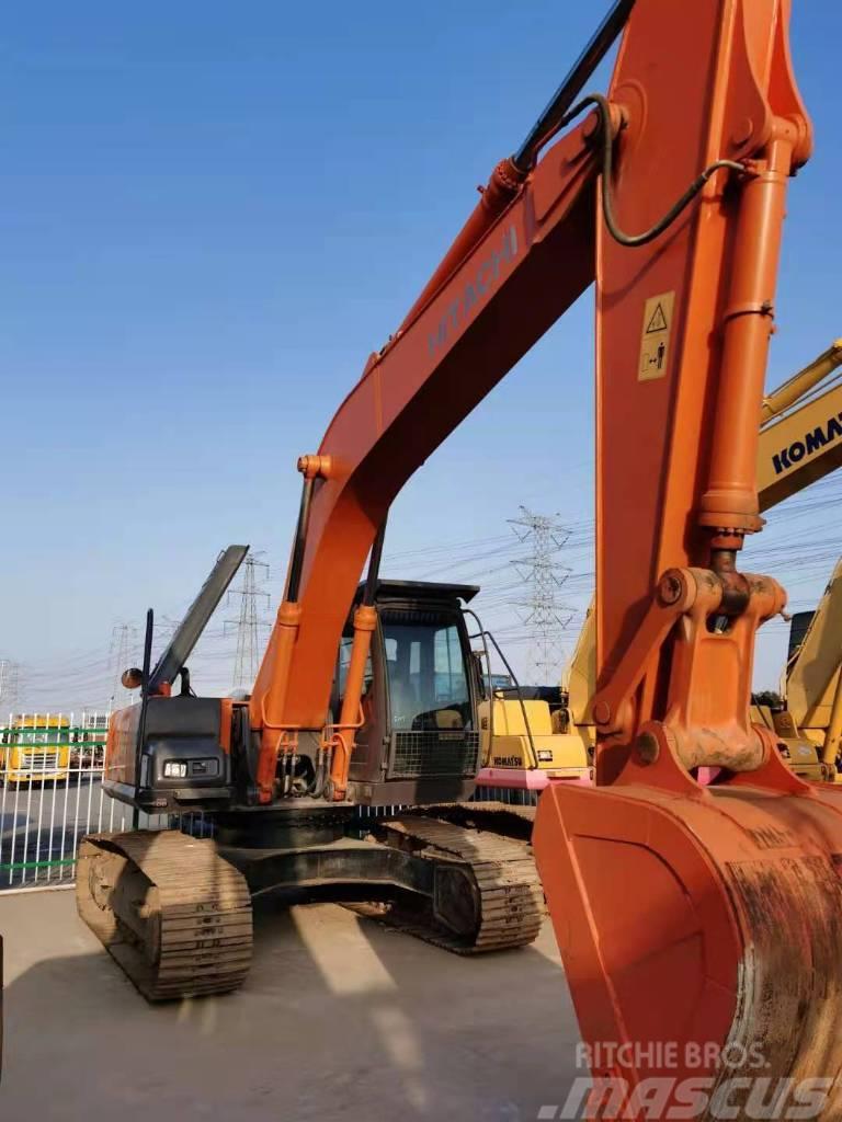 Hitachi ZX 210 Excavadoras sobre orugas