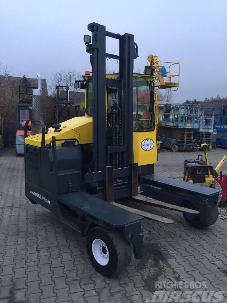 Combilift C5000XL Montacargas de 4 vías