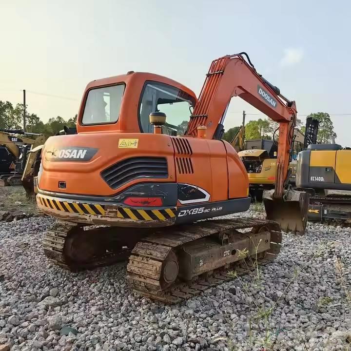 Doosan DX85-9C Excavadoras sobre orugas