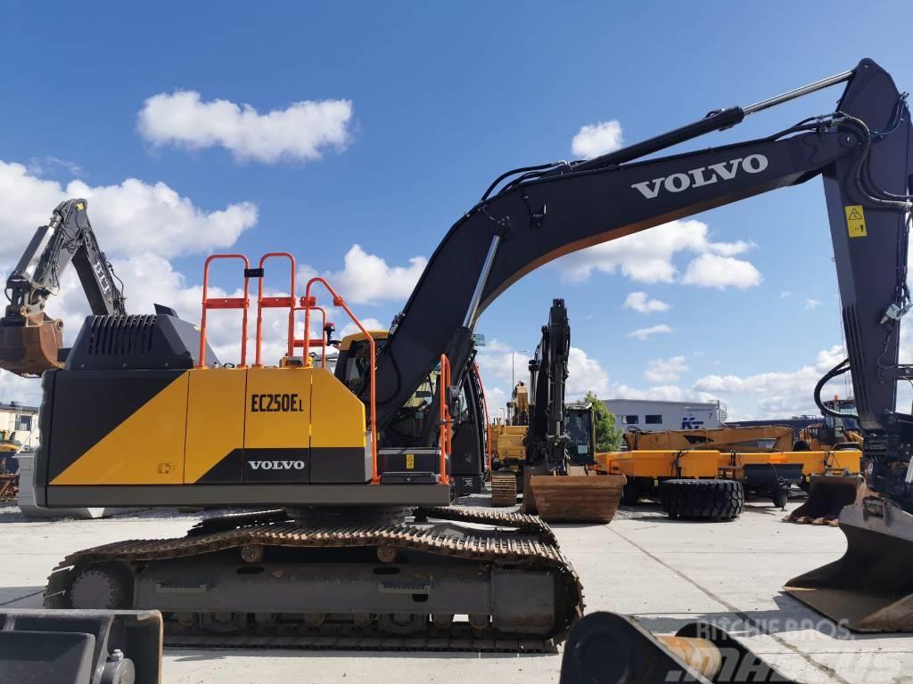 Volvo EC250EL Excavadoras sobre orugas