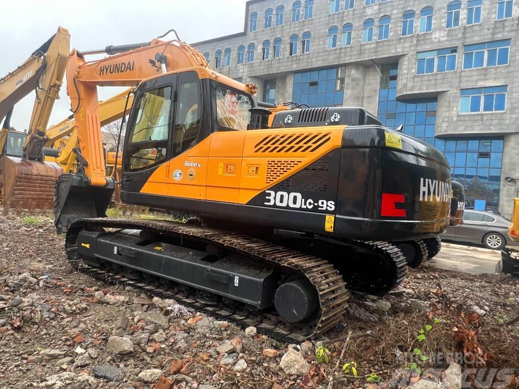 Hyundai 300LC-9S Excavadoras sobre orugas