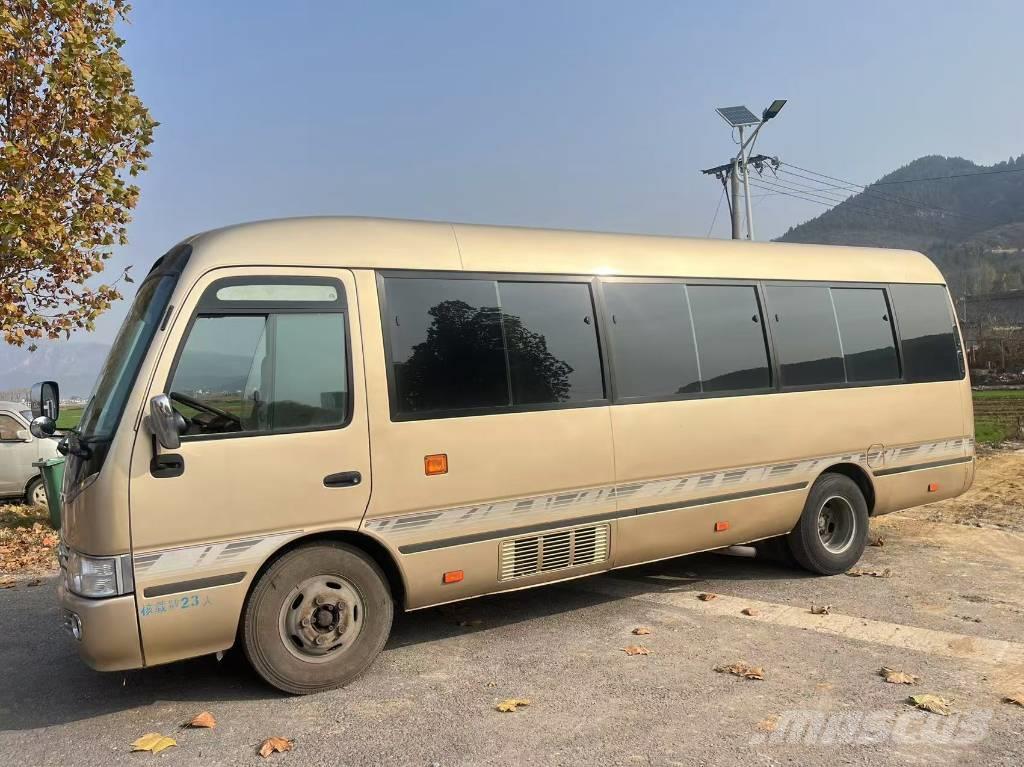 Toyota Coaster Autobuses interurbano