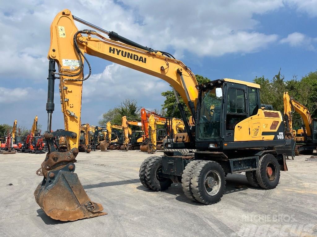 Hyundai HW140 Excavadoras de ruedas