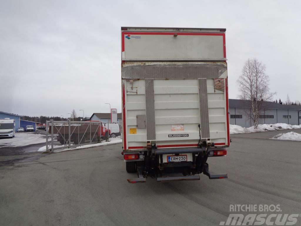 Volvo FM 11 Camiones con caja de remolque