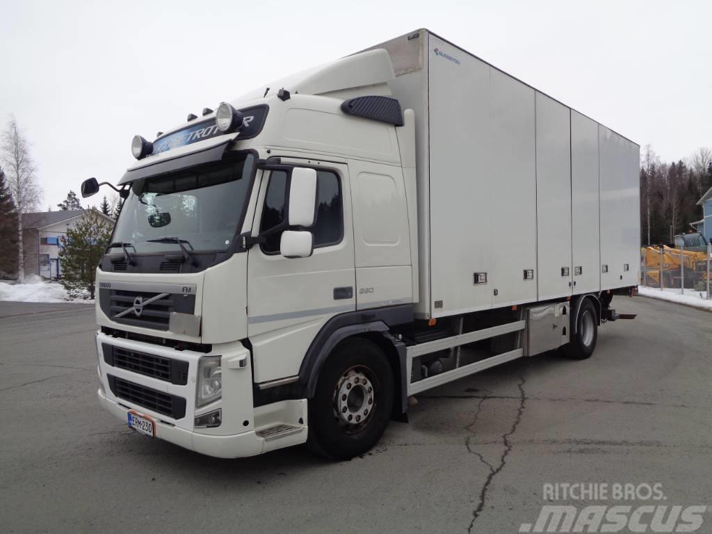 Volvo FM 11 Camiones con caja de remolque