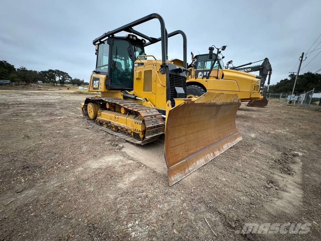 CAT D6K2 XL Buldozer sobre oruga