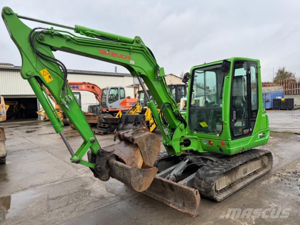 Takeuchi TB250 Miniexcavadoras