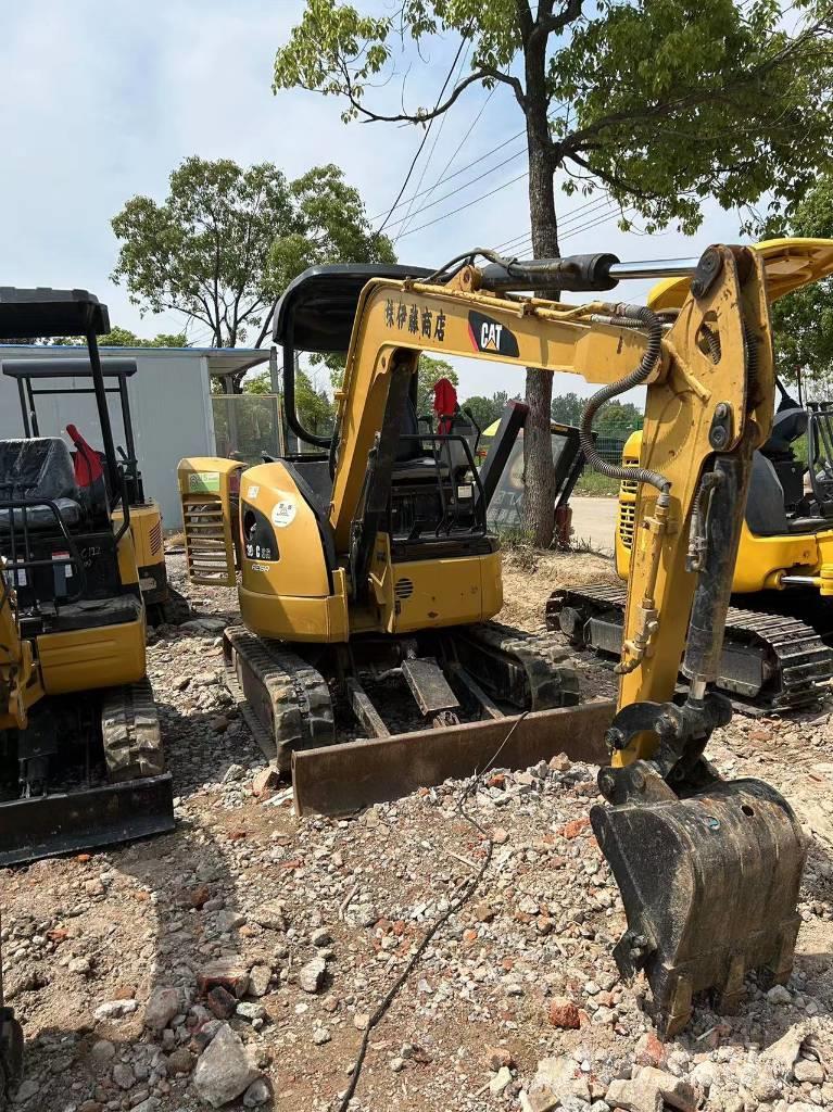 CAT 303C Miniexcavadoras