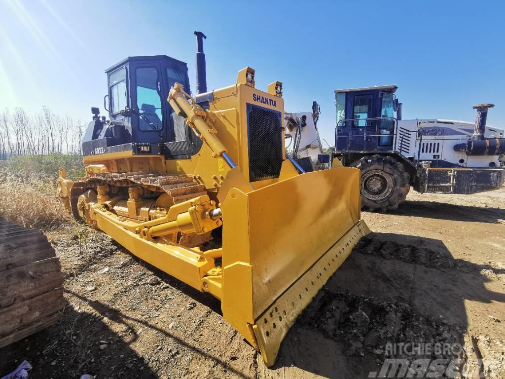 Shantui SD 22 Buldozer sobre oruga