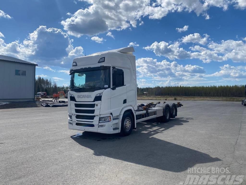 Scania R 540 Camiones con chasís y cabina