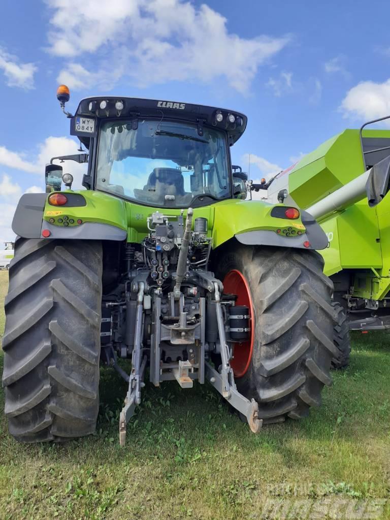 CLAAS Axion 850 Tractores