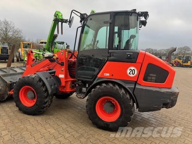 Kubota R 082 Cargadoras sobre ruedas