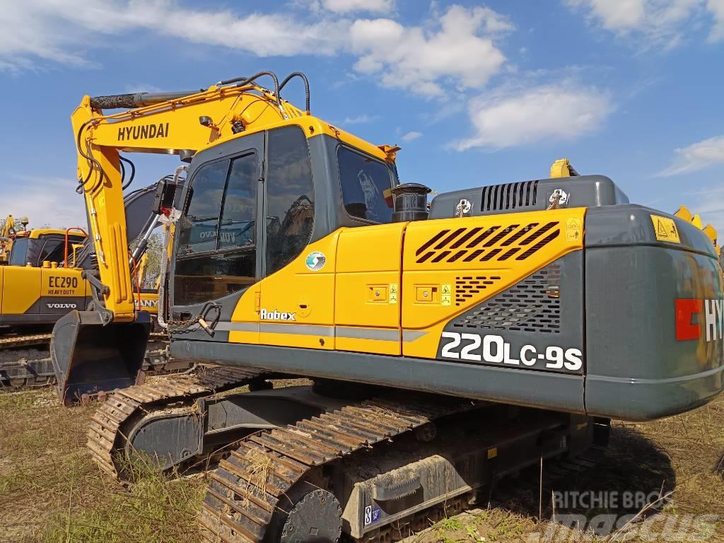 Hyundai R220LC-9S Excavadoras sobre orugas